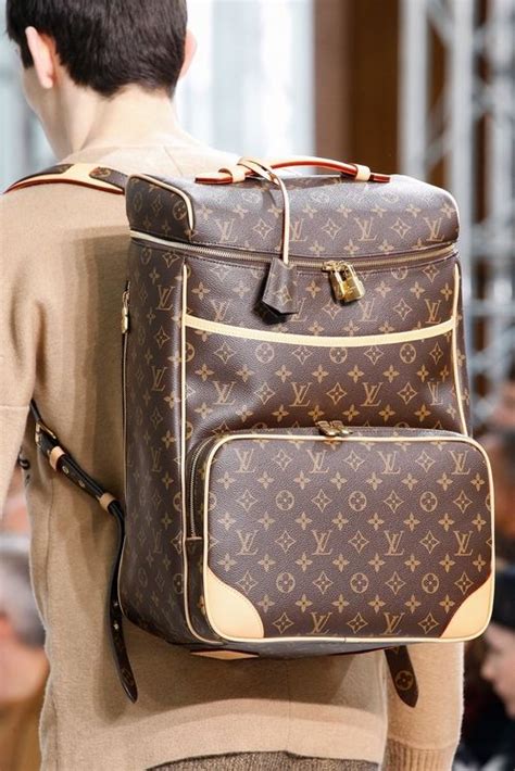 premier sac louis vuitton|sac Louis Vuitton original.